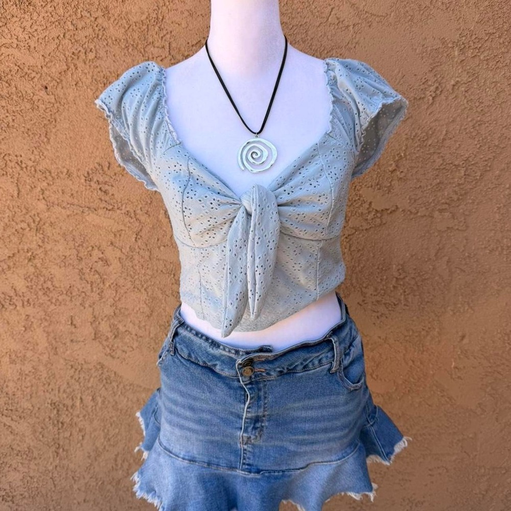 Light blue eyelet tie front top